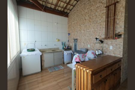 Casa para alugar com 421m², 5 quartos e 8 vagas Casa para alugar com 421m², 5 quartos e 8 vagasÁrea de Serviço 2