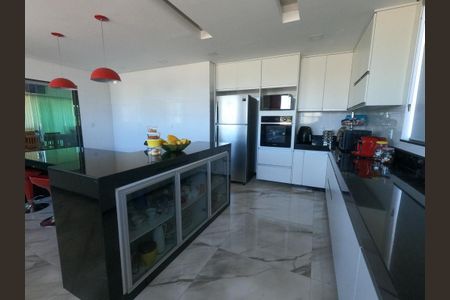 Casa para alugar com 421m², 5 quartos e 8 vagas Casa para alugar com 421m², 5 quartos e 8 vagasCozinha 2