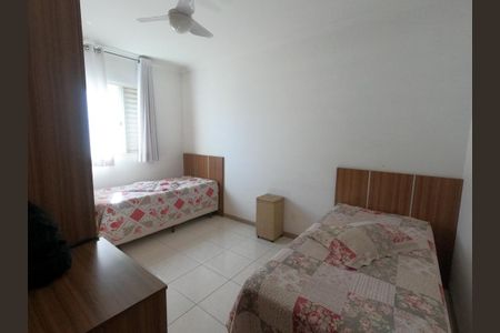 Casa para alugar com 421m², 5 quartos e 8 vagas Casa para alugar com 421m², 5 quartos e 8 vagasQuarto