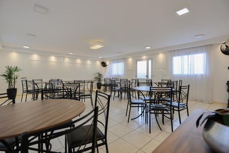 Apartamento à venda com 39m², 1 quarto e 1 vaga Apartamento à venda com 39m², 1 quarto e 1 vagaÁrea comum - Salão de festas