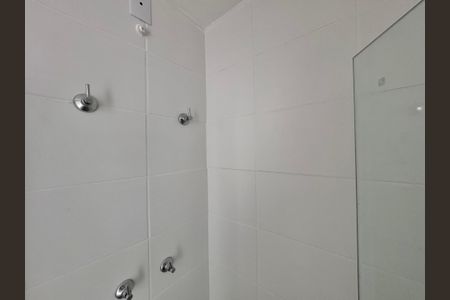 Apartamento à venda com 54m², 2 quartos e 1 vaga Apartamento à venda com 54m², 2 quartos e 1 vagaBanheiro Social