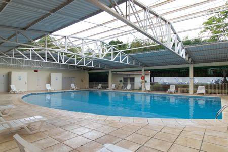 Apartamento à venda com 65m², 3 quartos e 1 vagaÁrea comum - Piscina