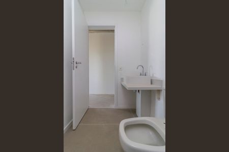 Apartamento para alugar com 165m², 3 quartos e 3 vagas Apartamento para alugar com 165m², 3 quartos e 3 vagasSuíte 1 - Banheiro