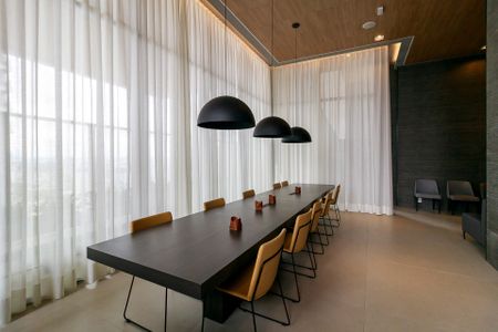 Apartamento para alugar com 165m², 3 quartos e 3 vagas Apartamento para alugar com 165m², 3 quartos e 3 vagasÁrea Comum