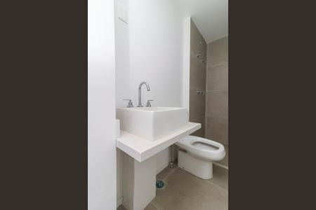 Apartamento para alugar com 165m², 3 quartos e 3 vagas Apartamento para alugar com 165m², 3 quartos e 3 vagasSuíte 3 - Banheiro