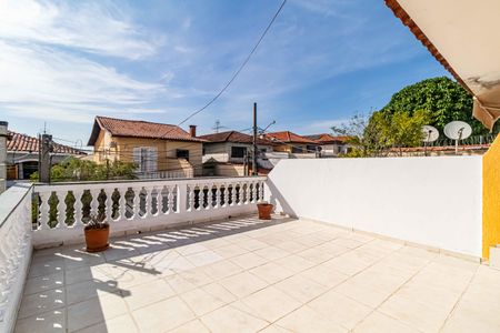 Casa à venda com 135m², 3 quartos e 2 vagas Casa à venda com 135m², 3 quartos e 2 vagasVaranda da Suíte