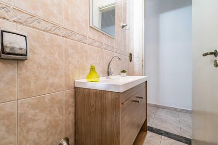 Casa à venda com 135m², 3 quartos e 2 vagas Casa à venda com 135m², 3 quartos e 2 vagasLavabo