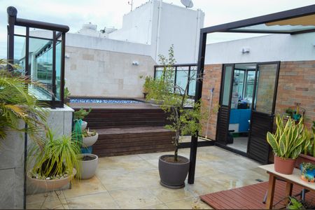 Apartamento à venda com 228m², 4 quartos e 2 vagasTerraço