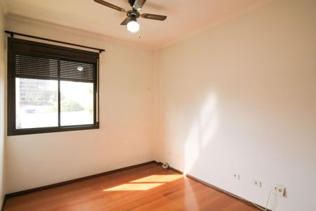Apartamento para alugar com 195m², 4 quartos e 4 vagas Apartamento para alugar com 195m², 4 quartos e 4 vagasQuarto