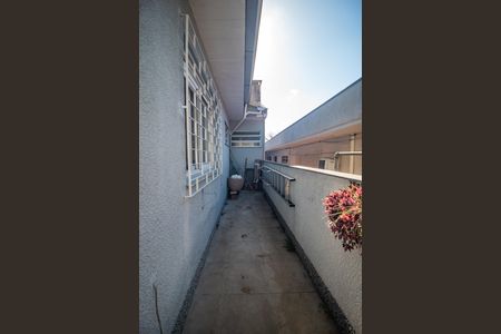 Casa à venda com 250m², 4 quartos e 3 vagasCorredor