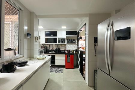 Apartamento à venda com 122m², 3 quartos e 1 vaga Apartamento à venda com 122m², 3 quartos e 1 vagaCozinha