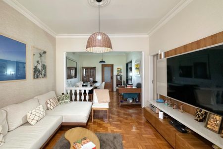 Apartamento à venda com 122m², 3 quartos e 1 vaga Apartamento à venda com 122m², 3 quartos e 1 vagaSala