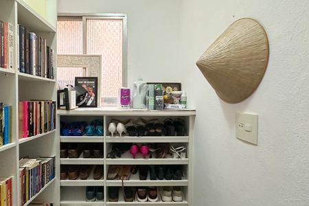 Apartamento à venda com 122m², 3 quartos e 1 vaga Apartamento à venda com 122m², 3 quartos e 1 vagaQuarto de Serviço