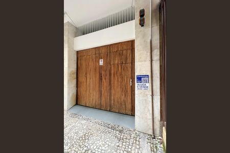 Apartamento à venda com 122m², 3 quartos e 1 vaga Apartamento à venda com 122m², 3 quartos e 1 vagaPlaquinha