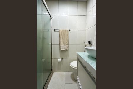 Apartamento à venda com 122m², 3 quartos e 1 vaga Apartamento à venda com 122m², 3 quartos e 1 vagaBanheiro da Suíte