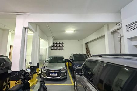 Apartamento à venda com 122m², 3 quartos e 1 vaga Apartamento à venda com 122m², 3 quartos e 1 vagaGaragem