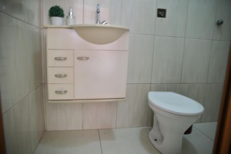 Casa à venda com 207m², 3 quartos e 2 vagasBanheiro de Serviço