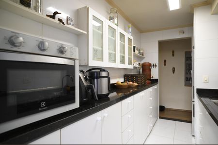 Apartamento à venda com 53m², 2 quartos e 1 vagaCozinha