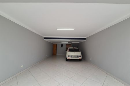 Casa à venda com 217m², 3 quartos e 5 vagasGaragem