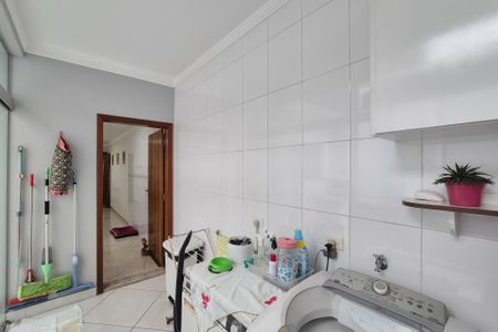 Casa à venda com 217m², 3 quartos e 5 vagasÁrea de Serviço