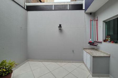 Casa à venda com 217m², 3 quartos e 5 vagasÁrea de Serviço