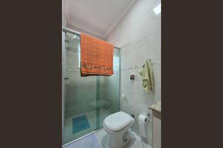 Casa à venda com 217m², 3 quartos e 5 vagasBanheiro da Suíte 2