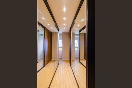 Apartamento à venda com 45m², 1 quarto e sem vagaCloset do Quarto