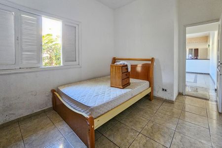 Casa para alugar com 350m², 4 quartos e 4 vagas Casa para alugar com 350m², 4 quartos e 4 vagasCasa 2 - Quarto