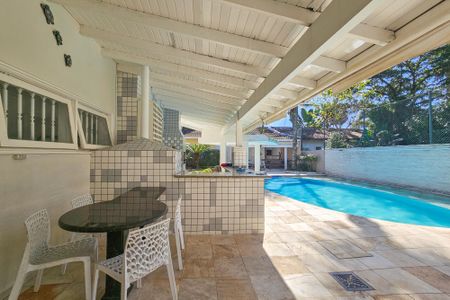 Casa para alugar com 350m², 4 quartos e 4 vagas Casa para alugar com 350m², 4 quartos e 4 vagasÁrea de Lazer privativa