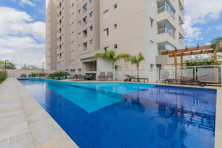 Apartamento à venda com 65m², 2 quartos e 1 vagaÁrea comum - Piscina
