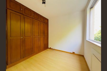 Apartamento à venda com 70m², 2 quartos e 1 vaga