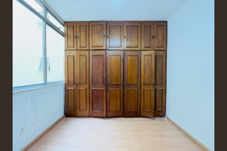Apartamento à venda com 70m², 2 quartos e 1 vaga