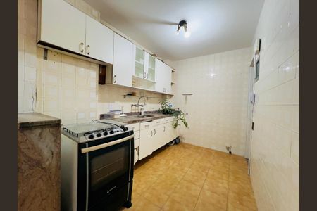 Apartamento à venda com 70m², 2 quartos e 1 vaga