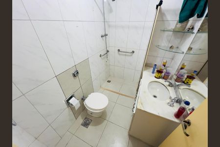 Apartamento à venda com 70m², 2 quartos e 1 vaga