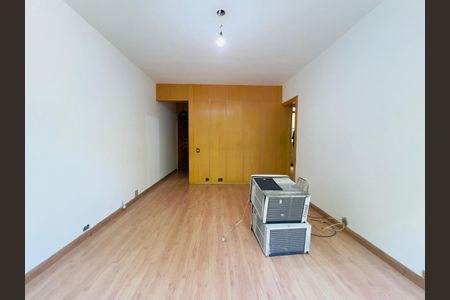 Apartamento à venda com 70m², 2 quartos e 1 vaga