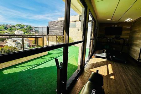 Apartamento à venda com 66m², 2 quartos e 1 vaga