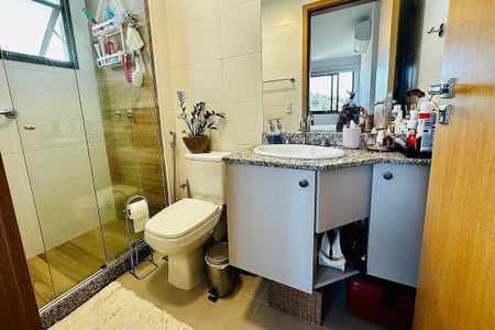 Apartamento à venda com 66m², 2 quartos e 1 vaga