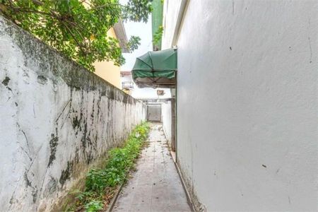 Casa à venda com 130m², 2 quartos e 2 vagas