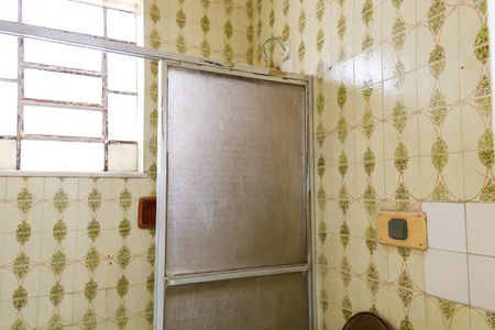 Apartamento à venda com 70m², 2 quartos e sem vagaBanheiro