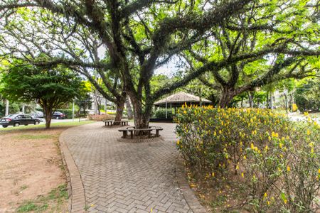 Casa à venda com 730m², 4 quartos e 6 vagas Casa à venda com 730m², 4 quartos e 6 vagasÁrea comum - Playground