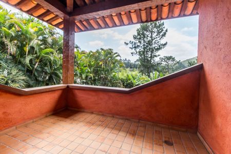 Casa à venda com 730m², 4 quartos e 6 vagas Casa à venda com 730m², 4 quartos e 6 vagasVista da Suíte