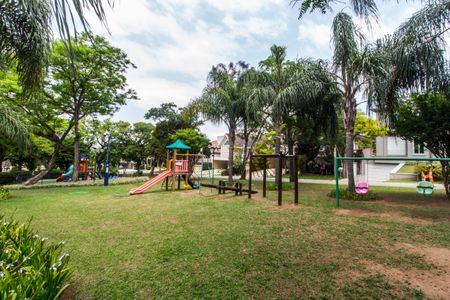 Casa à venda com 730m², 4 quartos e 6 vagas Casa à venda com 730m², 4 quartos e 6 vagasÁrea comum - Playground