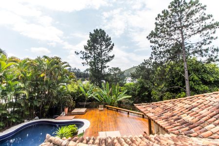 Casa à venda com 730m², 4 quartos e 6 vagas Casa à venda com 730m², 4 quartos e 6 vagasVista da Suíte