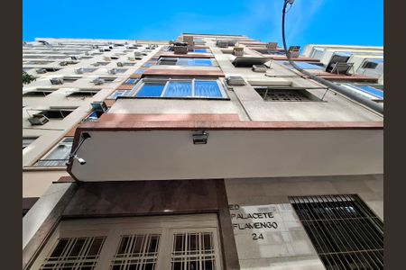 Apartamento à venda com 130m², 3 quartos e sem vaga Apartamento à venda com 130m², 3 quartos e sem vagaFachada