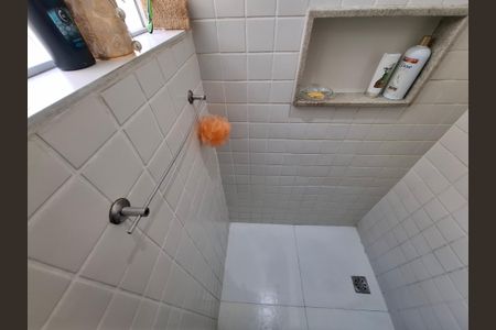 Apartamento à venda com 130m², 3 quartos e sem vaga Apartamento à venda com 130m², 3 quartos e sem vagaBanheiro de serviço