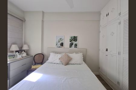 Apartamento à venda com 130m², 3 quartos e sem vaga Apartamento à venda com 130m², 3 quartos e sem vagaQuarto 1