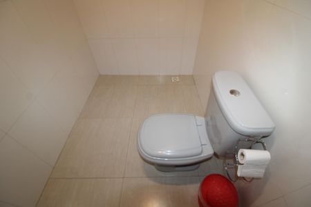 Casa à venda com 150m², 3 quartos e 1 vagaBanheiro 1