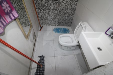 Casa à venda com 150m², 3 quartos e 1 vagaCasa 2 - Banheiro