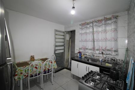 Casa à venda com 150m², 3 quartos e 1 vagaCasa 2 - Sala / Cozinha