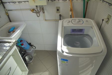 Apartamento para alugar com 45m², 2 quartos e 1 vagaÁrea de Serviço